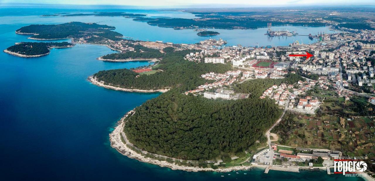 Apartment Maestral Pula Bagian luar foto